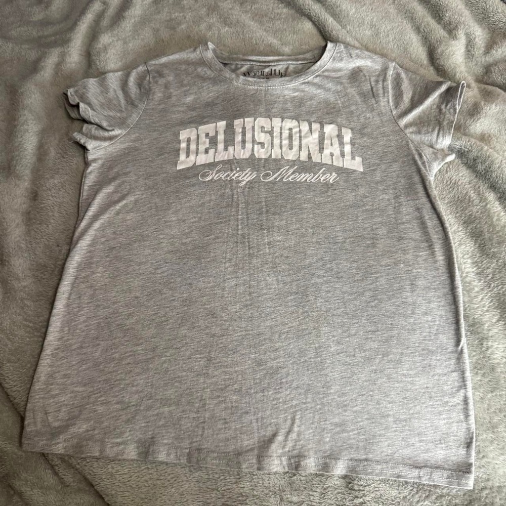 Women's Wound Up T Shirt "Delusional Society Member" Size small
